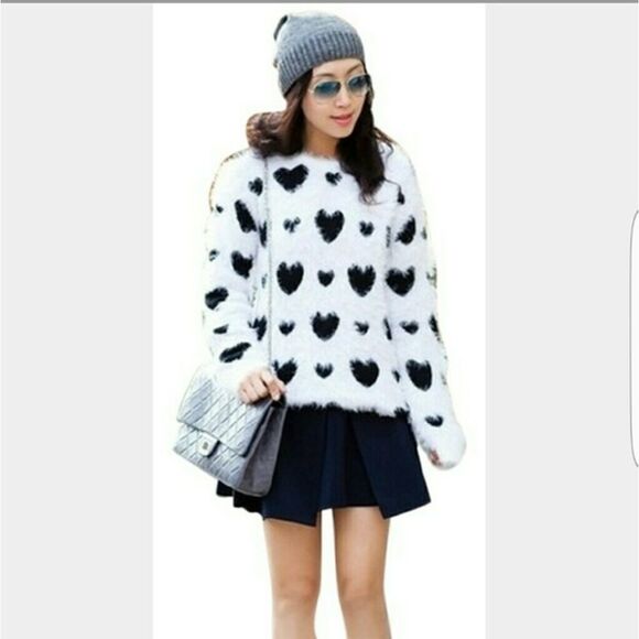 ROBBIE & Nikki Eyelash Knit Heart Sweater B&w S - Picture 1 of 4